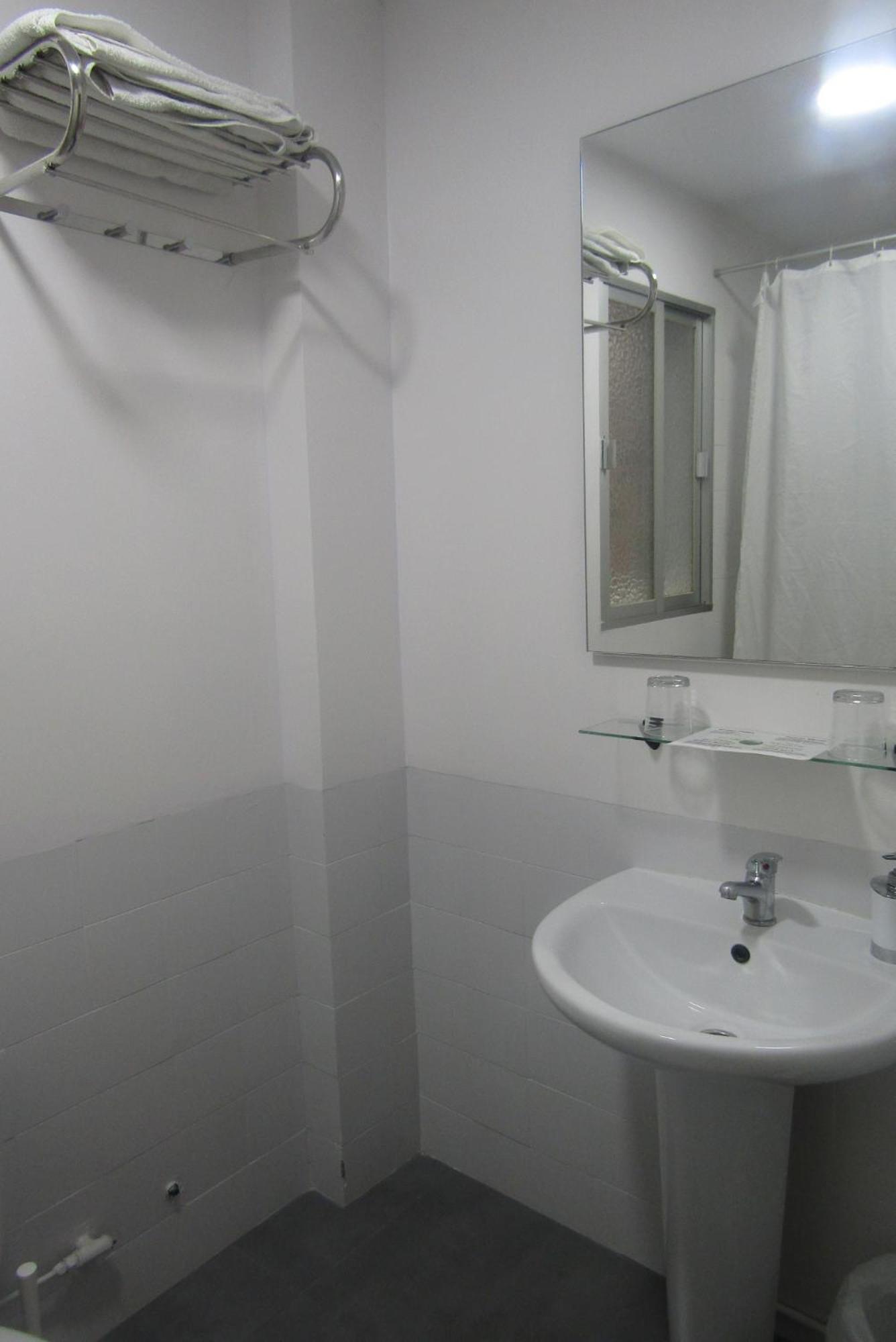 Hostal Andalucia Альмуньекар Экстерьер фото